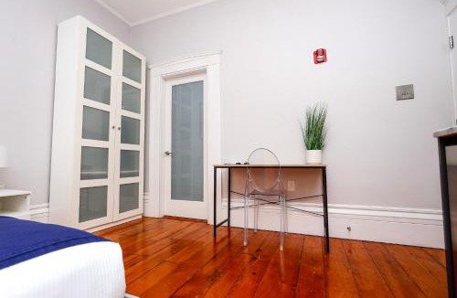 Beacon Hill Apartment | Charming & Stylish Studio on Beacon Hill #9