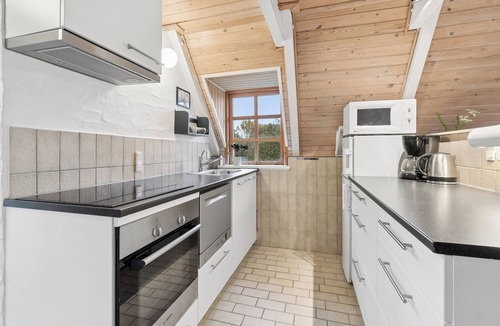 Nørre Lyngvig House | Charming summer house with a lovely large terrace