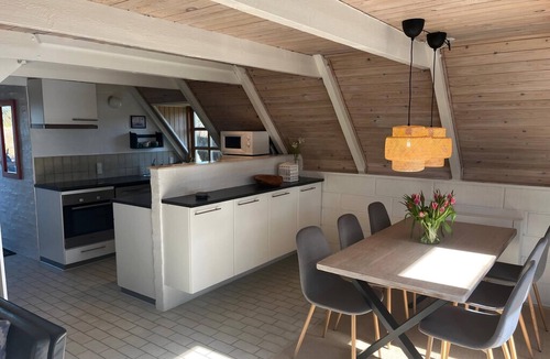 Nørre Lyngvig House | Charming summer house with a lovely large terrace