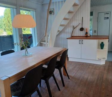 Vejlby Fed House | Charming Summer House At Vejlby Fed