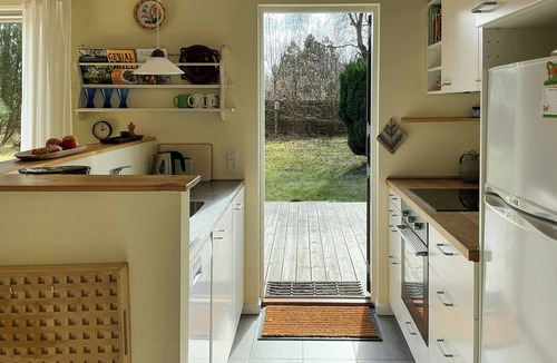 Hojby House | Charming summer house in walking distance to beach