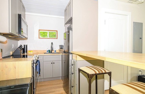 Newbury Cottage | Charming Sunapee Tiny Home: Walk to Lake + Cool AC