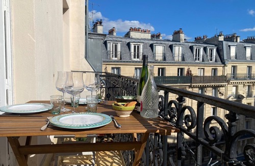 Quartier de la Salpetriere Apartment | Charming sunny duplex loft, atypical, views of the Pantheon and Notre-Dame