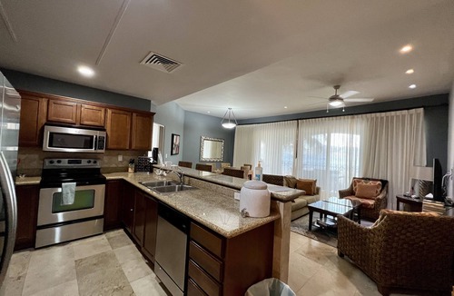 La Paz Apartment | Charming sunset ocean view unit