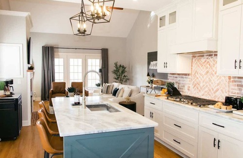 Green Hills House | Charming Sylvan Park Estate Relax & Stay