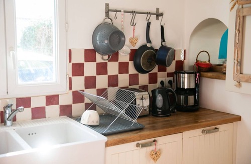 Noirmoutier-en-l'Ile House | Charming typical Noirmoutier 3-bedroom house + 5 mountain bikes
