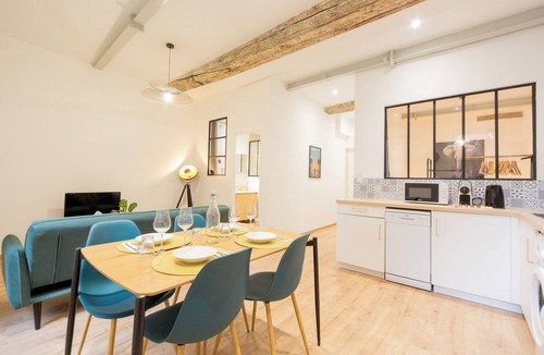 Macon Apartment | Charming T2 Apartment with Terrace in Mâcon - Near Train Station