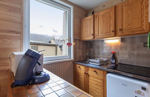 Esquieze-Sere Apartment | Charming T2 cabin, 3 pers, balcony, private parking, Luz-Saint-Sauveur
