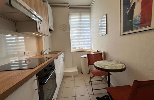 Caen City Centre Apartment | Charming T2 close to the train station - Caen