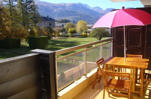 Barcelonnette Apartment | Charming T2 in Barcelonnette with terrace for 4 people