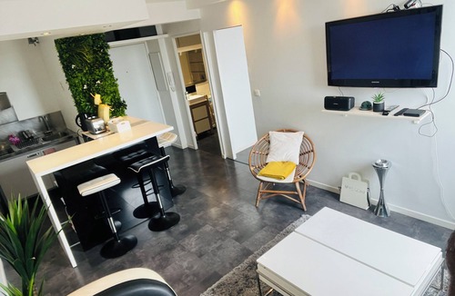 Saint-Helier Apartment | Charming T2 Rennes Gare Private parking