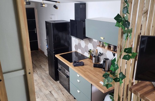 Saint-Acheul Apartment | Charming T2 with south-facing terrace