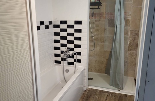 Saint-Acheul Apartment | Charming T2 with south-facing terrace