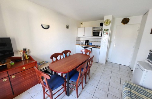Les Sables d'Olonne Apartment | Charming T3 Apartment near Wild Coast, Pool, and Beaches