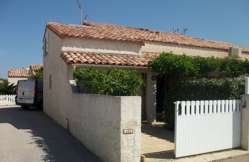 Port-la-Nouvelle Villa | Charming T3 Villa with Mezzanine, Garden, AC, Near Beach, Sleeps 6