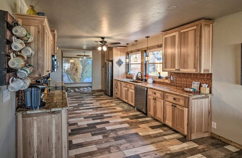 Canyon House | Charming Texas Home w/Stunning Canyon Views!