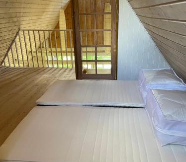 Skaverup House | Charming Thatched Cottage Near The Water