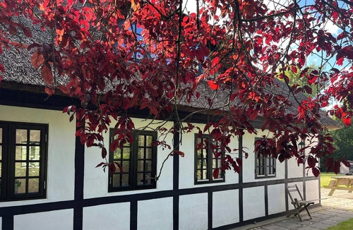 Ørsted House | Charming thatched cottage from 1877
