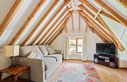 Martin House | Charming thatched cottage near New Forest