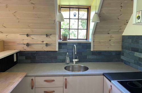 Skaverup House | Charming thatched cottage near the water