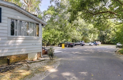 Thomasville Cottage | Charming Thomasville Getaway: Walk to Downtown!