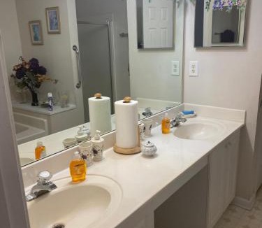 Lithonia House | Charming Three Bedroom in Arbor Links