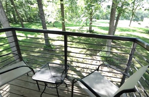 Owensville House | Charming Tiny House near Owensville, Missouri - Perfect for a Romantic Nature Escape