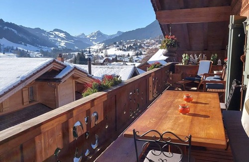 Rougemont Apartment | Charming Top floor 4 BR apartment 190m2 with amazing view