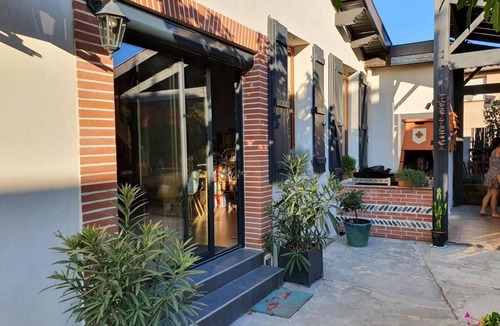 Minimes - Barriere de Paris House | Charming Toulousaine with swimming pool