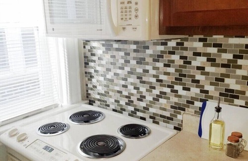 Tower Grove East Apartment | Charming Tower Grove Flat-Steps to T.G Park+Grand