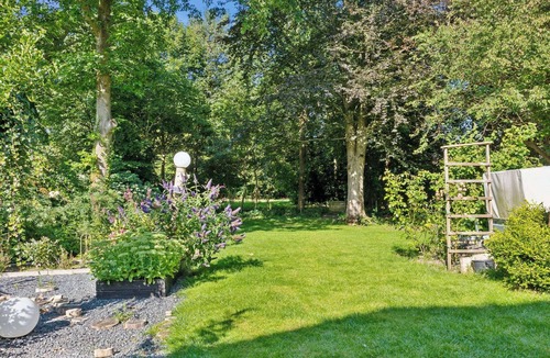 Gram Apartment | Charming Town Apartment in Gram