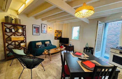 Angouleme House | Charming Town Center House