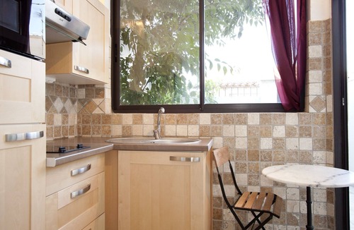 Arles House | Charming town house, cool and quiet.