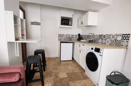 Senlis House | Charming town house