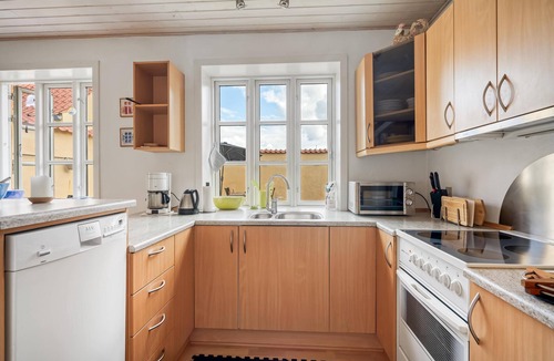 Logstor House | Charming townhouse from 1877, located in the middle of Løgstør only 100 meters.