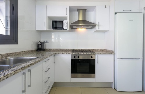 El Mas Oliva House | Charming Townhouse with Pool & Garden in Central Roses