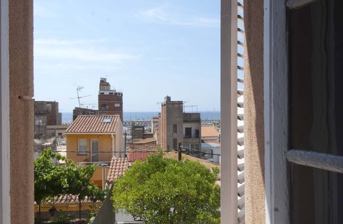 Masnou House | Charming traditional beach house, next to Barcelona!