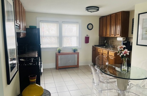 Ampere Apartment | Charming Travel Nest