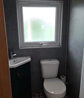 Cilgerran House | Charming tree top cottage overlooking River Teifi