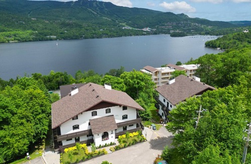 Mont-Tremblant Condo | Charming Tremblant Lakeview Studio