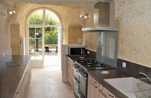 Vouvray Cottage | Charming troglodyte house with game room and spa in Vouvray