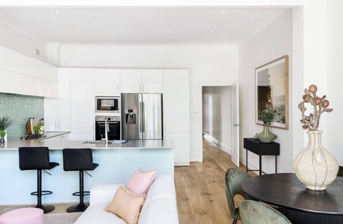 Bondi Beach House | Charming Tropical Bondi Retreat