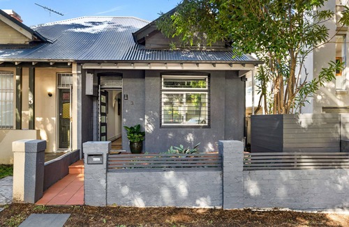 Bondi Beach House | Charming Tropical Bondi Retreat