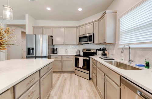 Troy House | Charming Troy Escape Comfort Near Waco