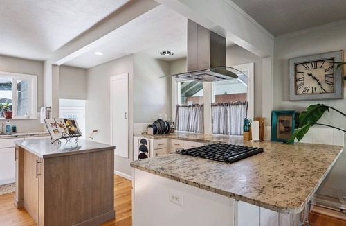 Depot Bench House | Charming Tudor On The Bench