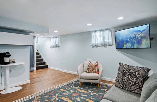 Depot Bench House | Charming Tudor On The Bench