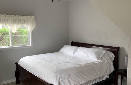 West Stayton Other | Charming turn of the century Farmhouse near Silver Falls State Park and wineries