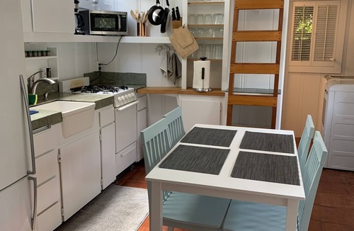 Eastside Santa Cruz Cottage | Charming Twin Lakes Beach Cottage