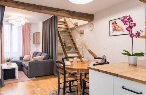 Voltaire - Saint Amour Apartment | Charming two-bedroom duplex Saxe Gambetta