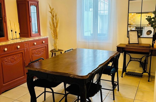 Saint-Martin House | Charming two-bedroom house with garden